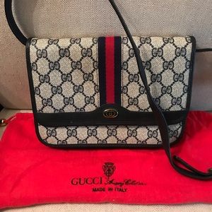 Gucci shoulder bag